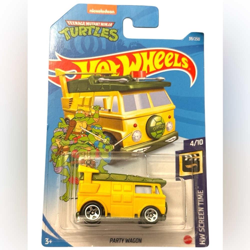 NWT Hot Wheels Party Wagon - Ninja Turtles - HW Screen Time
